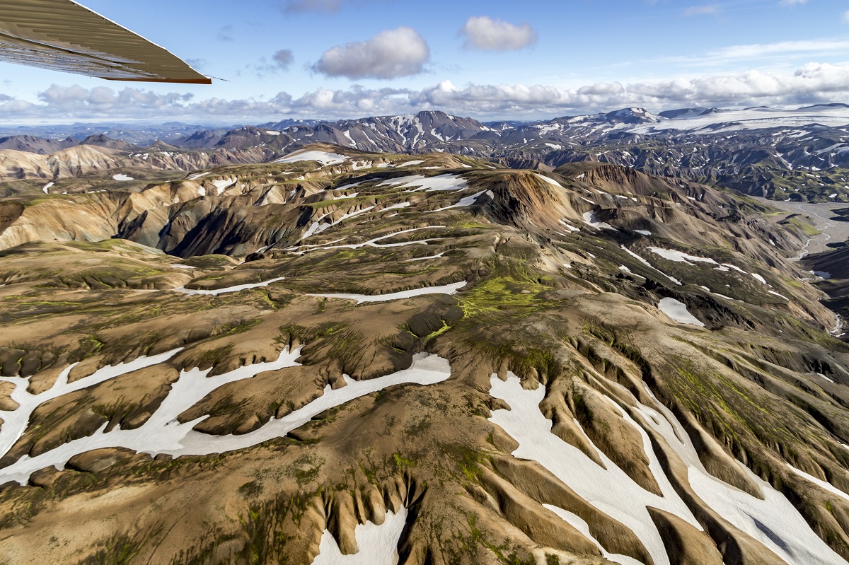 Landschap met bergen bij landmannalaugar | Julien Ratel | Atlandsflug | IJsland Tours